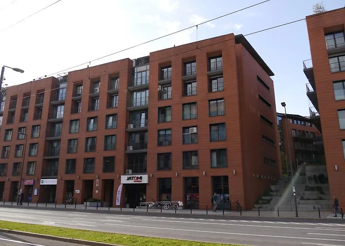 Modern Apartment In City Center